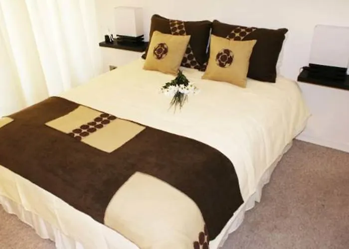 H&B Aparthotel